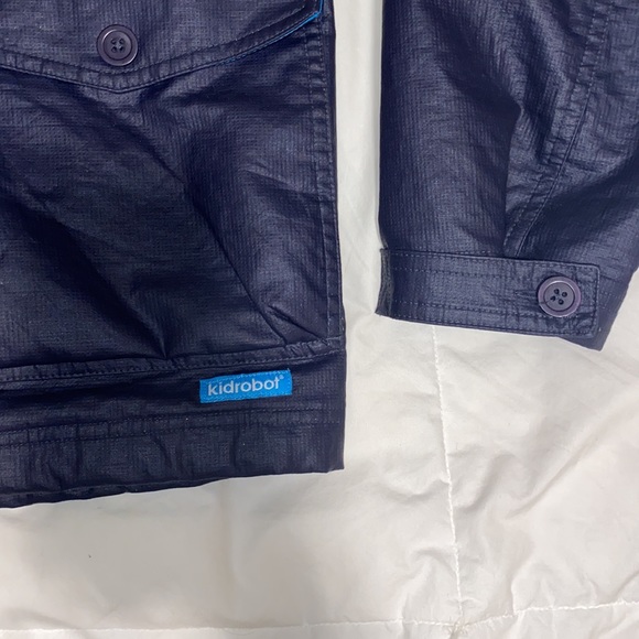 Kid Robot Waxed Raincot - Picture 3 of 6